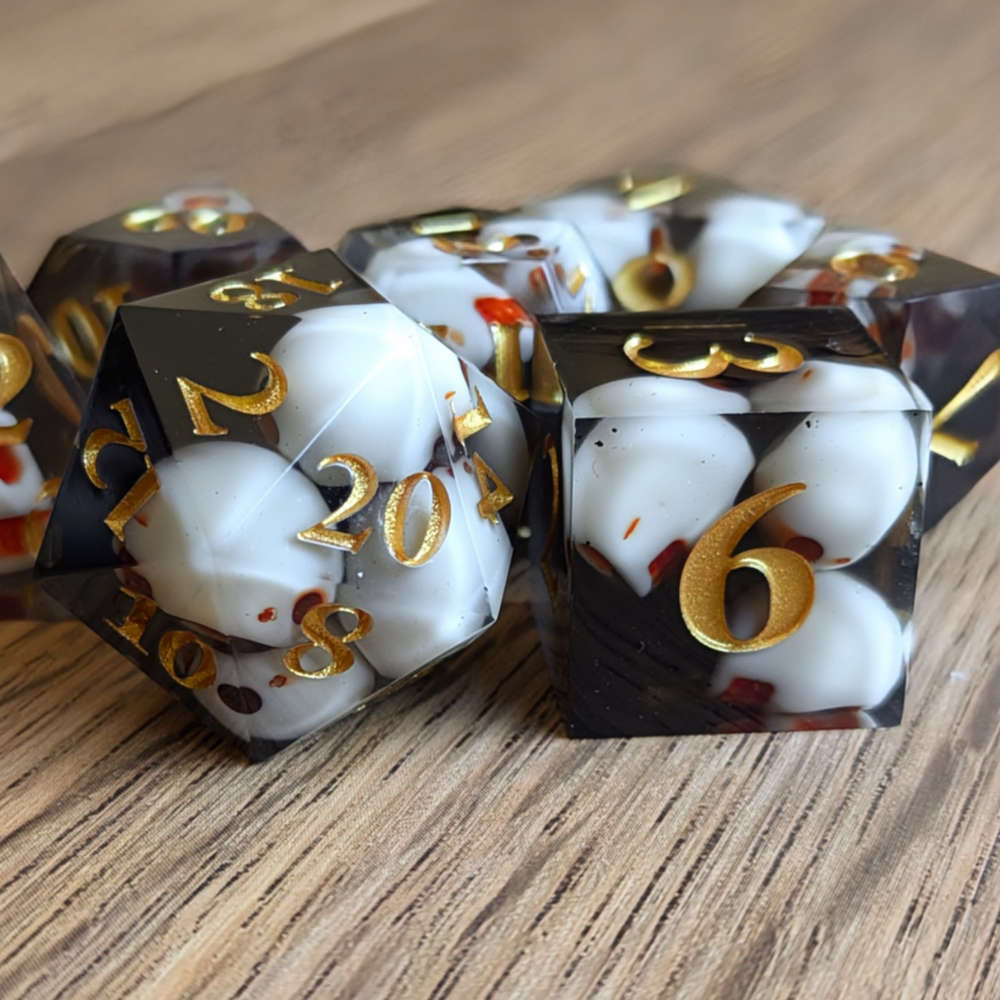 Black Skull Horror Sharp Edge Dice