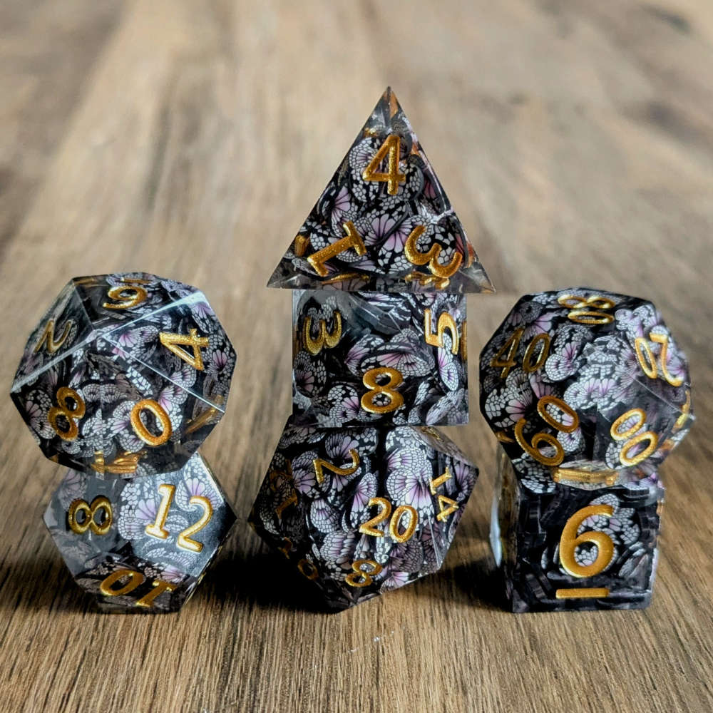 Butterfly Wings Sharp Edge Dice