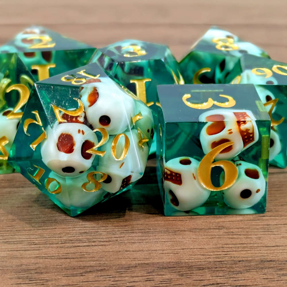 Sunken Skulls Sharp Edge Dice