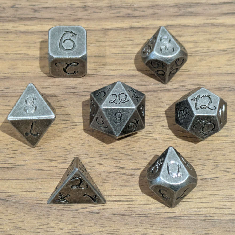 Weathered Silver Wyrmling Dice