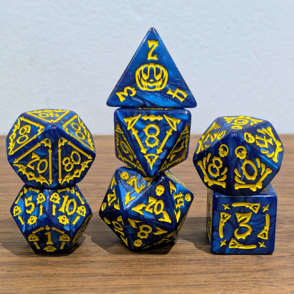 Blue Spooky Scary Skeletons Dice Set