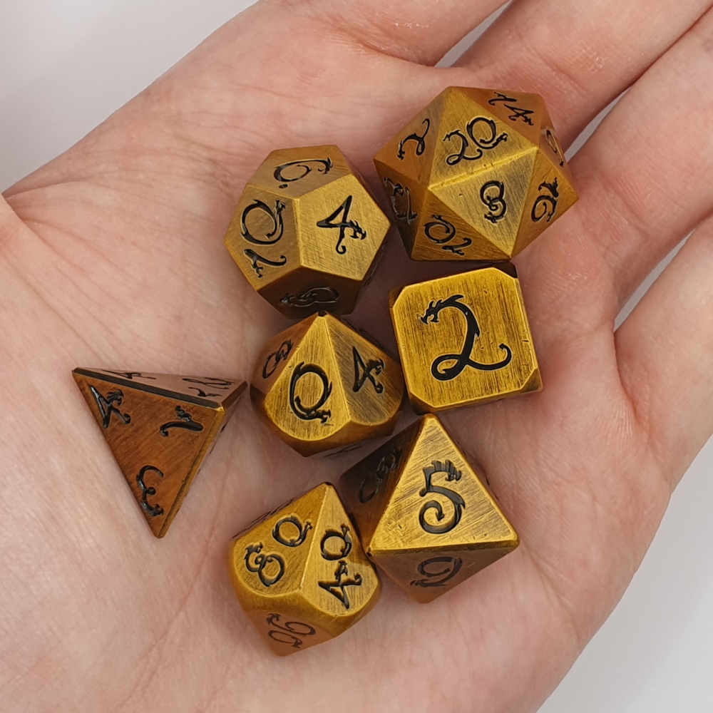 Gold wyrmling dragon dice set