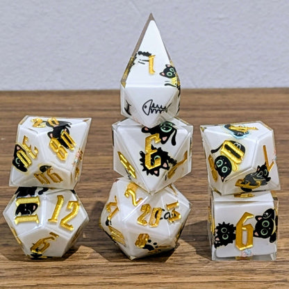 Kitten Sharp Edge Dice