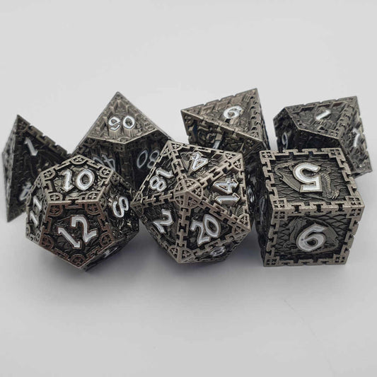 Silver dragon dice set