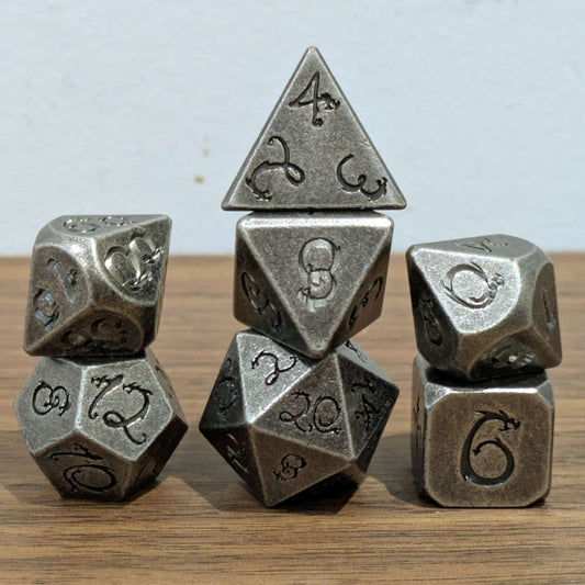 Weathered Silver Wyrmling Dice